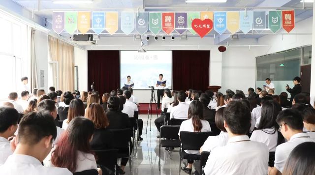 詩意乾港 詩意乾港